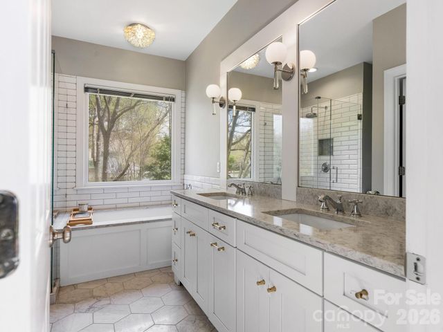 7617 Swinford Place, Charlotte, NC 28270