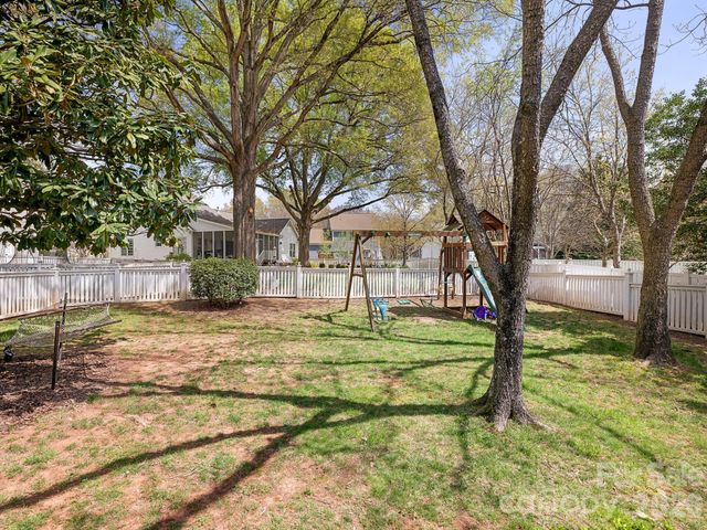 7617 Swinford Place, Charlotte, NC 28270