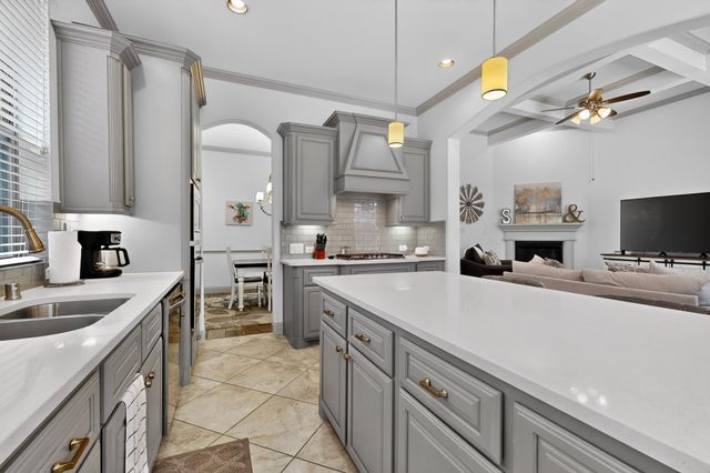 428 Balmora Way, Roanoke, TX 76262
