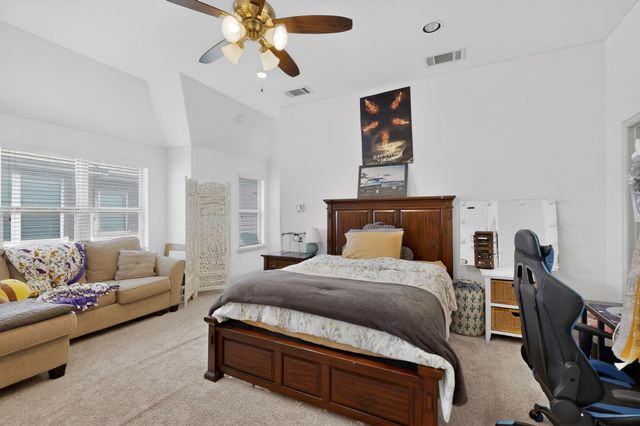 428 Balmora Way, Roanoke, TX 76262