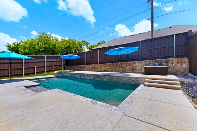 428 Balmora Way, Roanoke, TX 76262