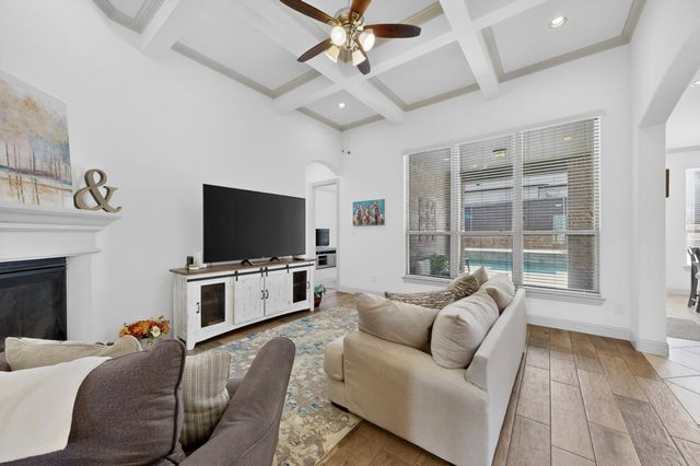 428 Balmora Way, Roanoke, TX 76262