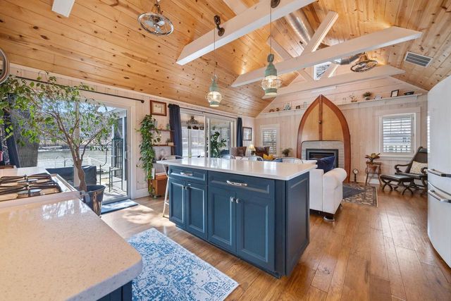 382 E Richardson Springs Road, Edgerton, WI 53534