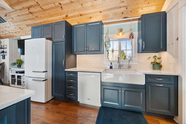 382 E Richardson Springs Road, Edgerton, WI 53534