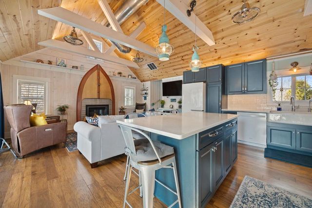 382 E Richardson Springs Road, Edgerton, WI 53534