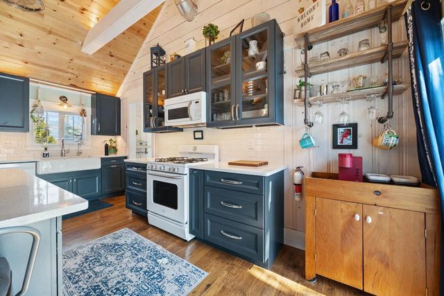 382 E Richardson Springs Road, Edgerton, WI 53534