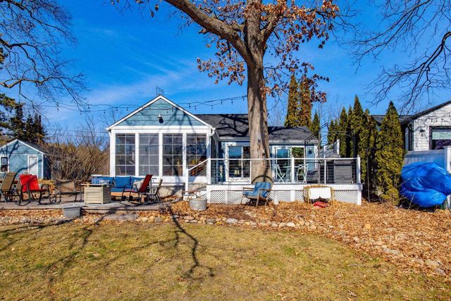 382 E Richardson Springs Road, Edgerton, WI 53534