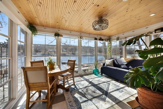 382 E Richardson Springs Road, Edgerton, WI 53534