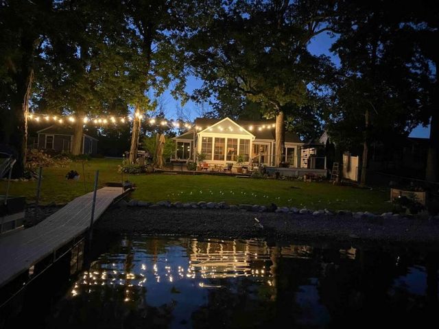 382 E Richardson Springs Road, Edgerton, WI 53534