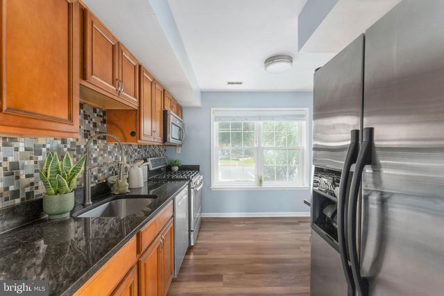 4748 S PARK CT, Woodbridge, VA 22193