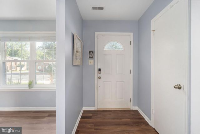 4748 S PARK CT, Woodbridge, VA 22193