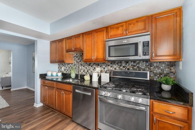 4748 S PARK CT, Woodbridge, VA 22193