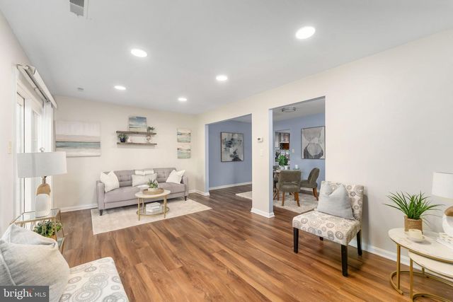 4748 S PARK CT, Woodbridge, VA 22193