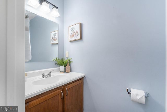4748 S PARK CT, Woodbridge, VA 22193