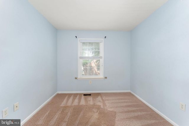 4748 S PARK CT, Woodbridge, VA 22193