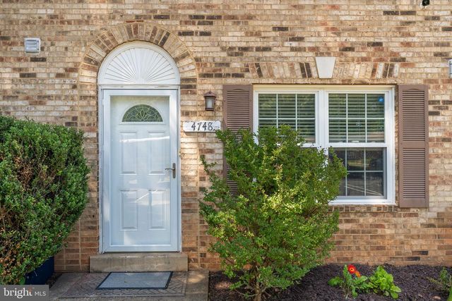 4748 S PARK CT, Woodbridge, VA 22193