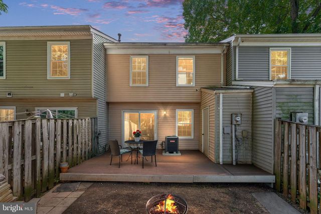 4748 S PARK CT, Woodbridge, VA 22193