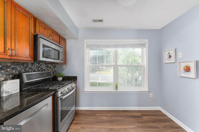 4748 S PARK CT, Woodbridge, VA 22193