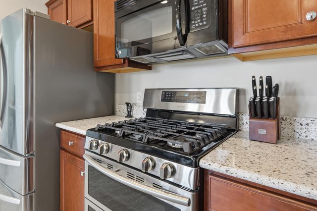 554 Tranquil Waters Way, Summerville, SC 29486