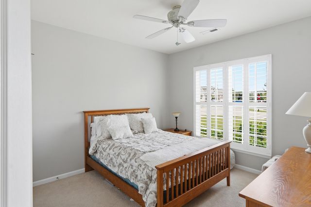 554 Tranquil Waters Way, Summerville, SC 29486