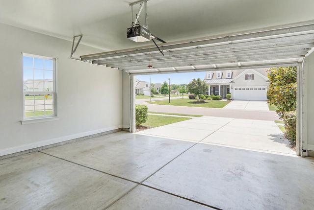 554 Tranquil Waters Way, Summerville, SC 29486