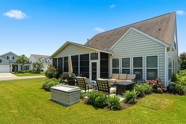 554 Tranquil Waters Way, Summerville, SC 29486