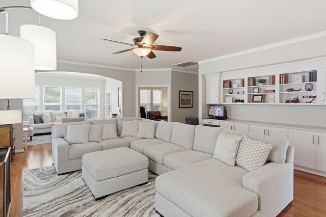 554 Tranquil Waters Way, Summerville, SC 29486
