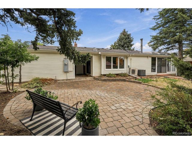 12154 W Maryland Dr, Lakewood, CO 80228