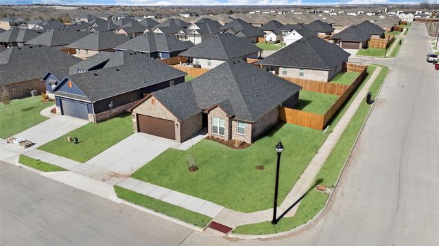2801 Tulip Drive, Sherman, TX 75092