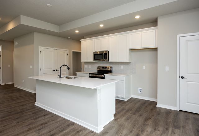 1608 Garland Avenue, Norwalk, IA 50021