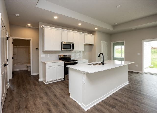 1608 Garland Avenue, Norwalk, IA 50021
