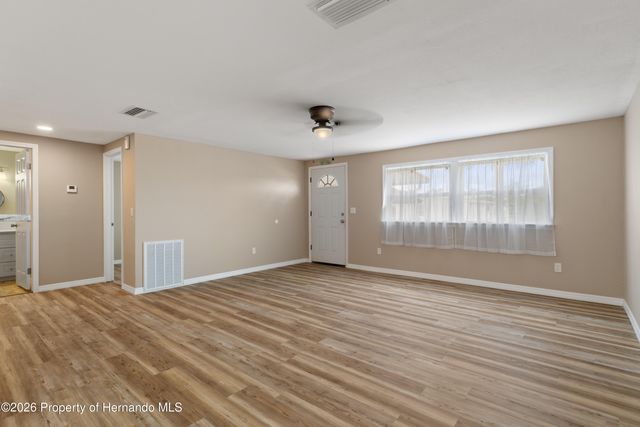 8104 Dinsmore Street, Brooksville, FL 34613