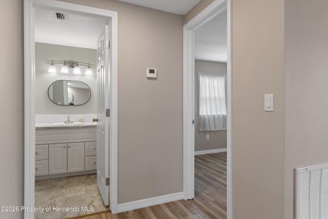 8104 Dinsmore Street, Brooksville, FL 34613