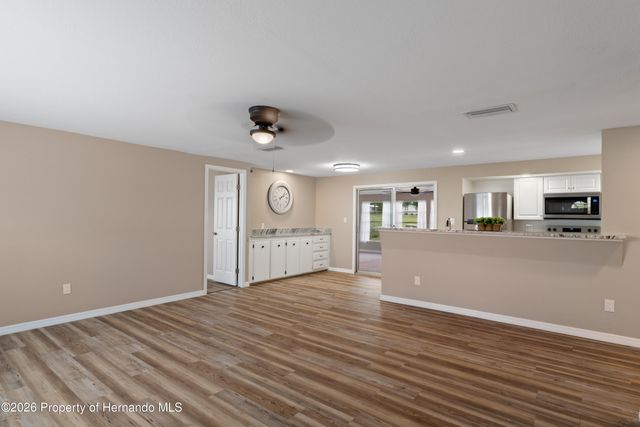8104 Dinsmore Street, Brooksville, FL 34613