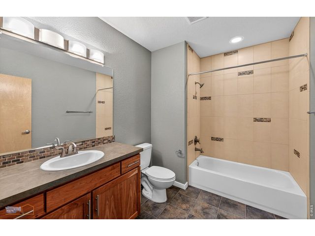 2369 Hecla Dr, Louisville, CO 80027