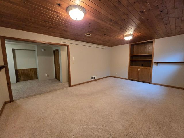 1003 Sunset Road NW, Preston, MN 55965