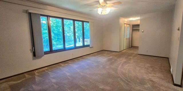 1003 Sunset Road NW, Preston, MN 55965