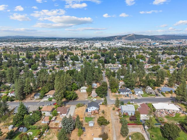3929 E 8th Ave, Spokane, WA 99202
