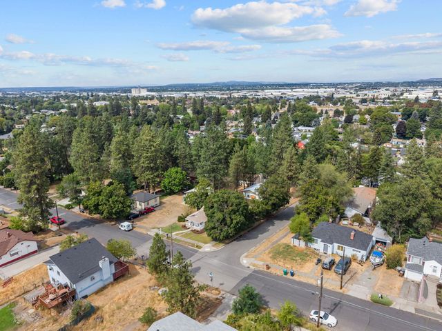 3929 E 8th Ave, Spokane, WA 99202