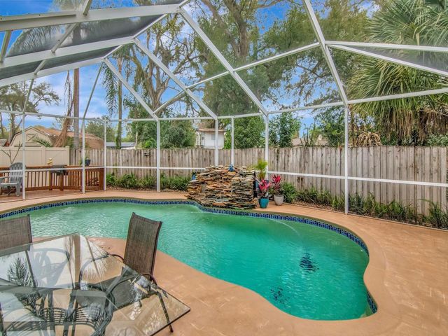 10212 NEWPORT CIRCLE, Tampa, FL 33612