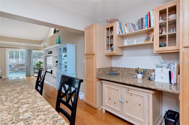 10212 NEWPORT CIRCLE, Tampa, FL 33612