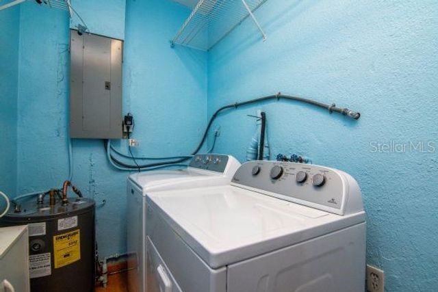 10212 NEWPORT CIRCLE, Tampa, FL 33612