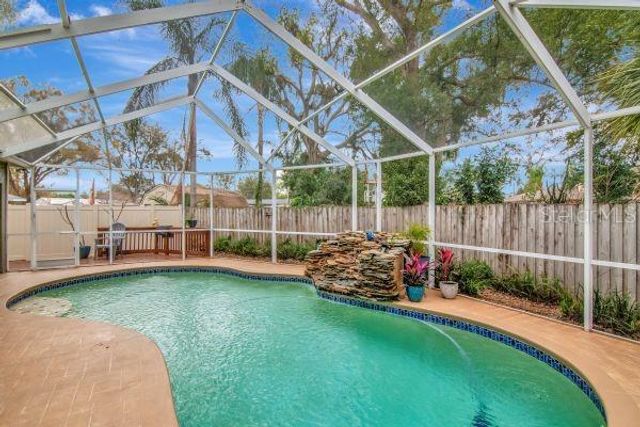 10212 NEWPORT CIRCLE, Tampa, FL 33612