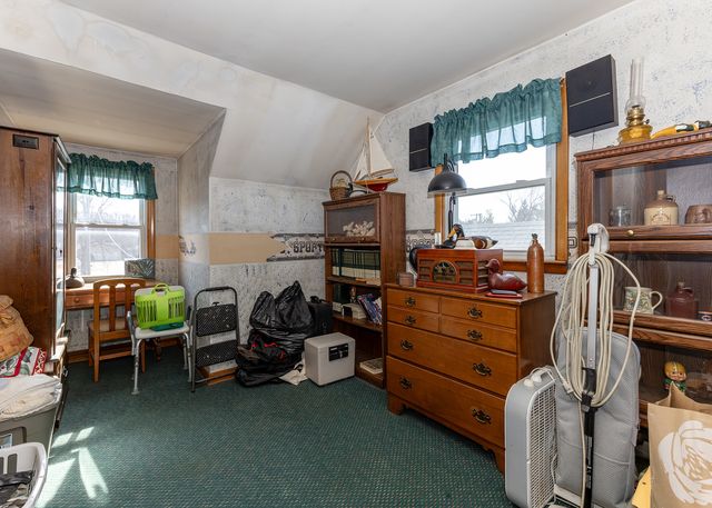 1600 3rd Street, Camanche, IA 52730