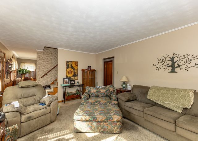 1600 3rd Street, Camanche, IA 52730