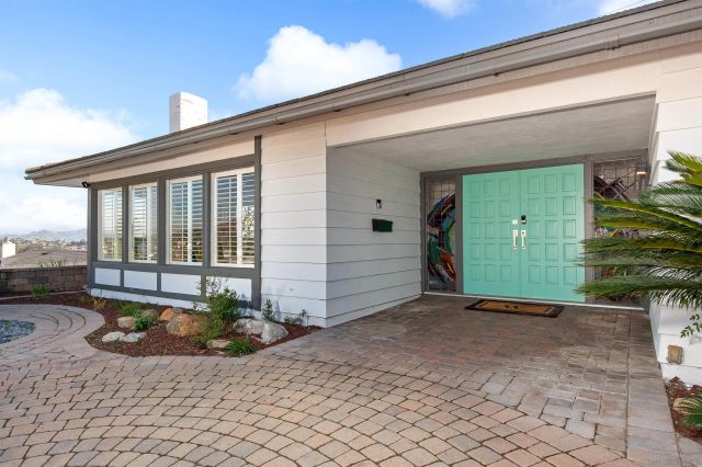 6641 Murray Park Dr, San Diego, CA 92120