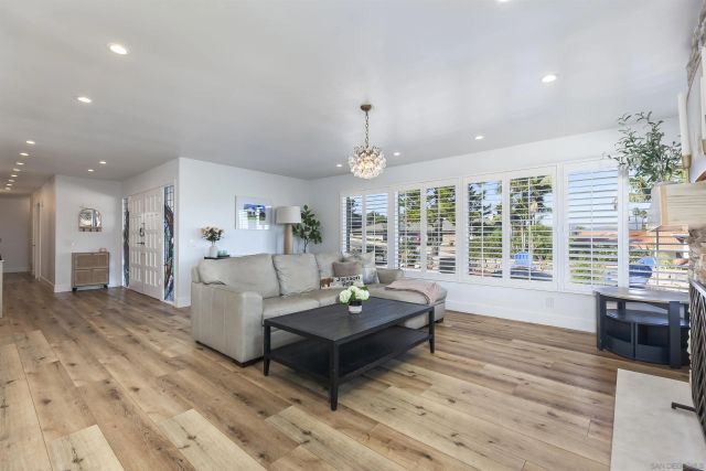 6641 Murray Park Dr, San Diego, CA 92120