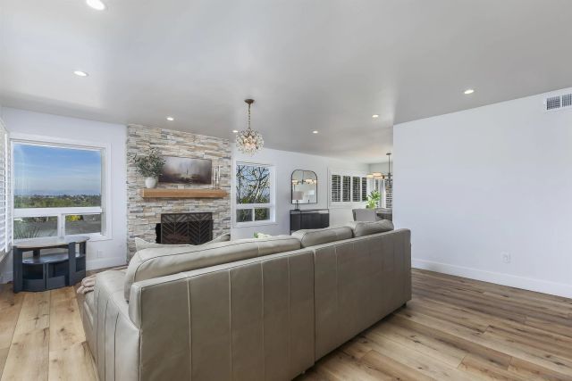 6641 Murray Park Dr, San Diego, CA 92120