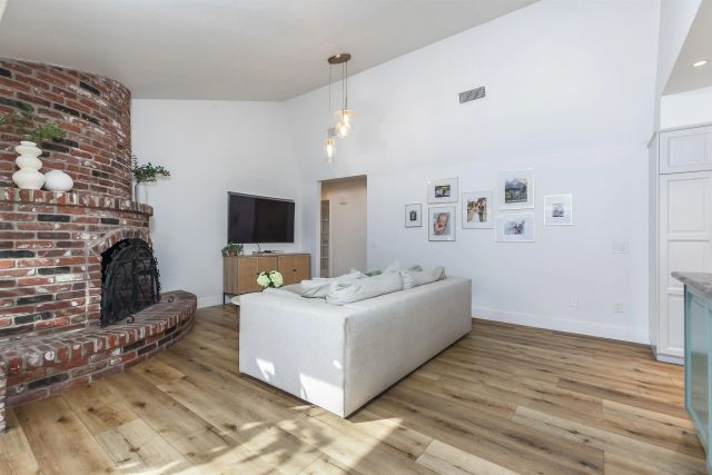 6641 Murray Park Dr, San Diego, CA 92120