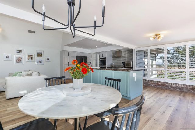 6641 Murray Park Dr, San Diego, CA 92120